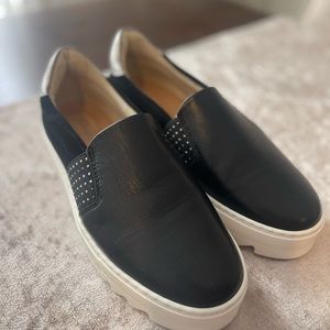 Clarks Tansy Step Black Slip On Sneakers 6.5